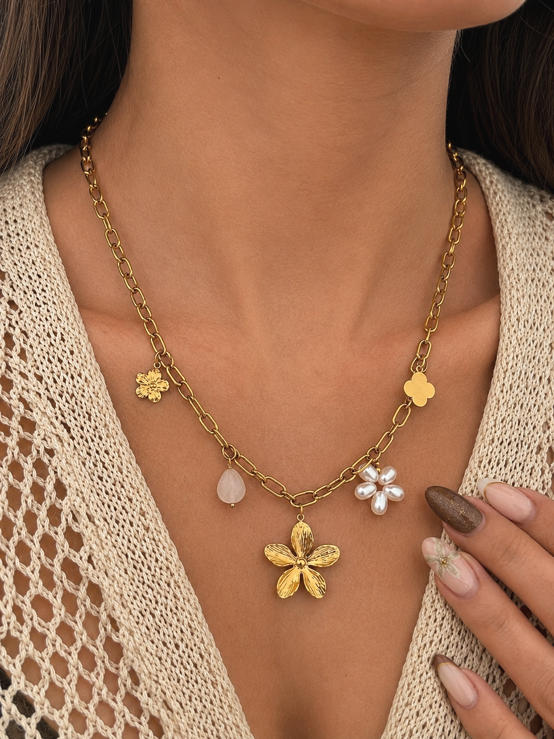 Collier STECY